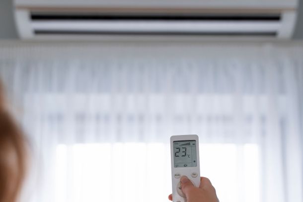 La SARL François Belaubre installée à Saint Mamet dans le Cantal réalise la pose de vos salle de bain